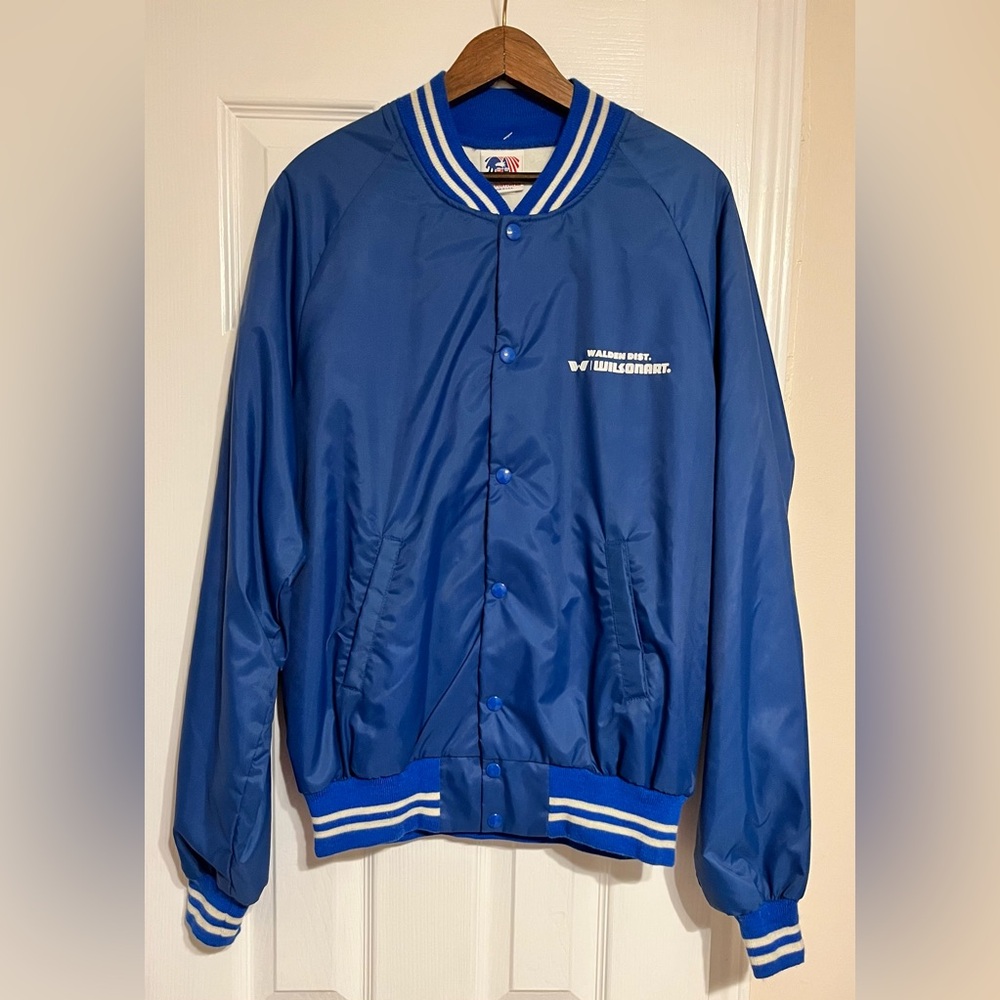 DG Sportswear Blue And White Nylon Button Jacket Made In‎ USA Vintage
